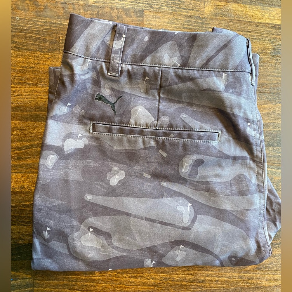 Puma Golf Shorts Mens 32 Grey Digi Camo Pockets Pins Fairways Greens Course AOP